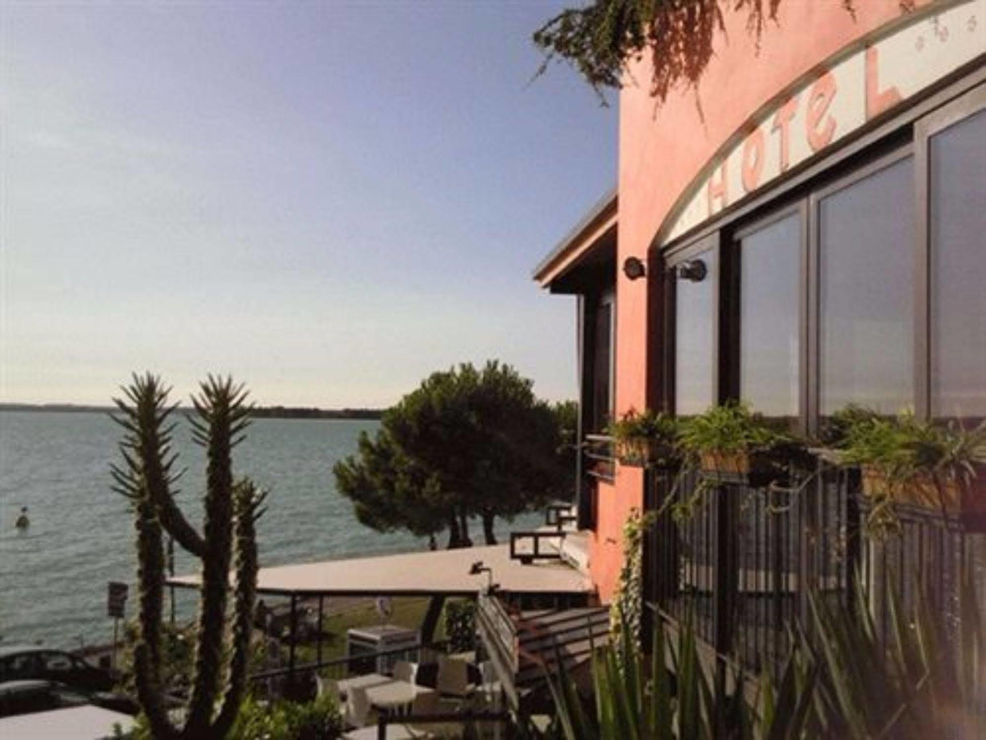 Hotel Belvedere Sirmione Dış mekan fotoğraf